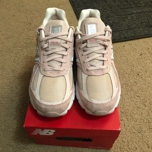 New Balance 990 v4 Men’s Sneakers